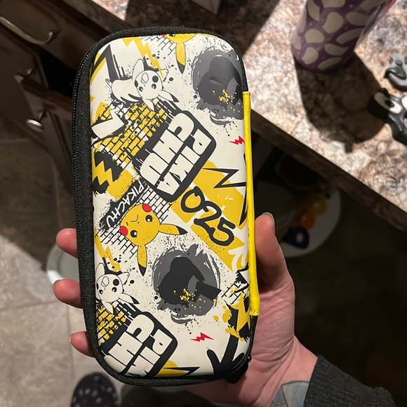 Nintendo Switch Lite Pokémon Case - Picture 1 of 3